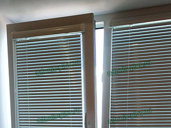 Алюминиевые горизонтальные жалюзи ISOTRA HIT на окна ПВХ Ульяновск